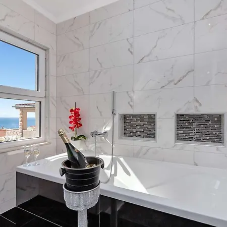 Apartment Luxurious Nino