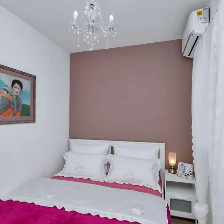 Luxurious Nino Apartment *