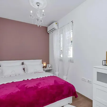 Apartment Luxurious Nino